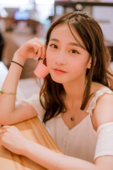 WWW亚洲精品久久久乳